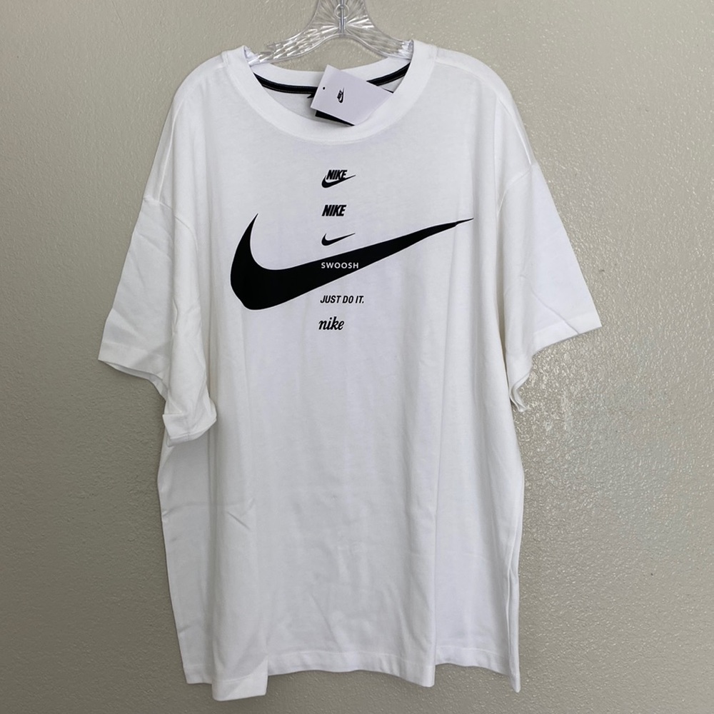 ‼️ONLY 1‼️ Nike Women’s Plus Size Tee 2X